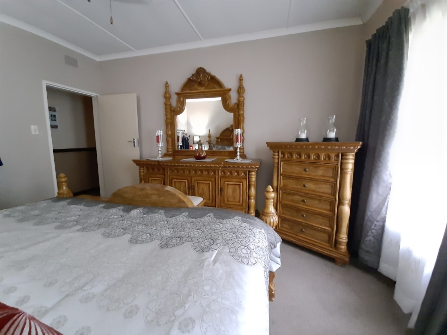 4 Bedroom Property for Sale in Sasolburg Free State